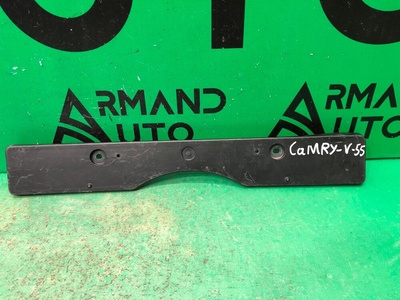 5310233040 Площадка номерного знака TOYOTA CAMRY V55 рестайлинг 2014-2017 , 5211433370