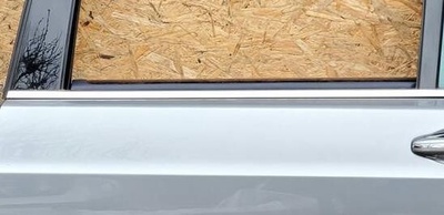 3W5837907G Молдинг двери задней левой Bentley Flying Spur 2012