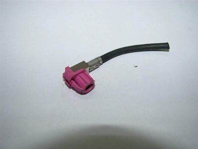 4f1035750a разъем Audi