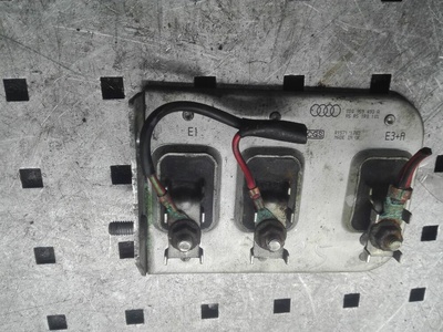 8D0959493A Реле вентилятора Audi A6 C5 2003