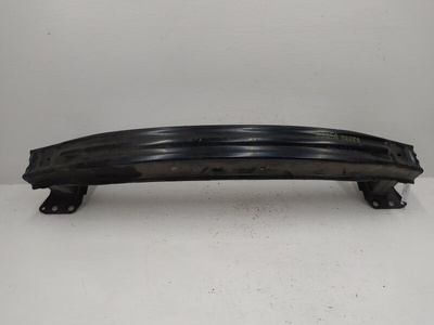 6Y0807109A Усилитель бампера переднего Skoda Fabia 2004
