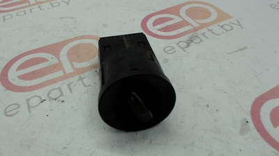 Переключатель света Volkswagen Golf 2000
