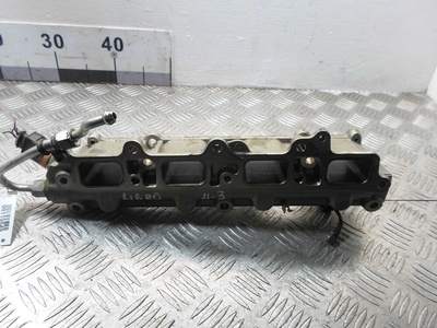 03C906036M Форсунка топливная Audi A3 II (8P1) рестайлинг 1 2003 - 2013 2012 ,