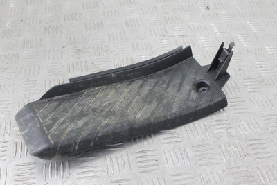 4F1864777 подножка Audi A6 4F/C6 2007