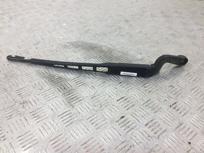 4F2955410 щеткодержатель (поводок стеклоочистителя, дворник) Audi A6 4F/C6 2007