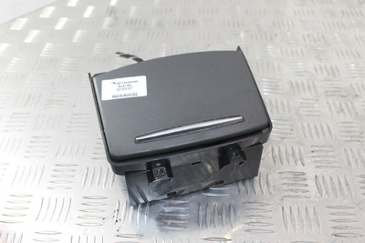 4F2862533 Подстаканник Audi A6 4F/C6 2005
