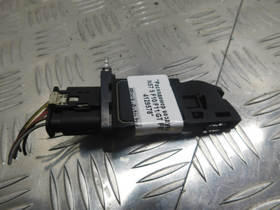 7804150 Расходомер воздуха BMW 5 серия F07/F10/F11 2011 ,1362