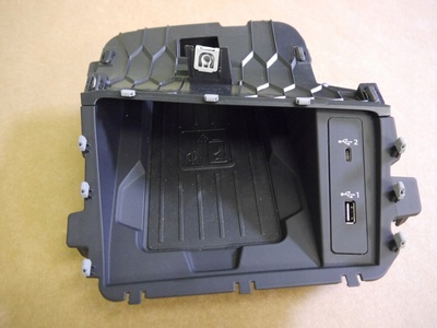 83A035736A audi q3 порт usb зарядное устройство 4n0035502b