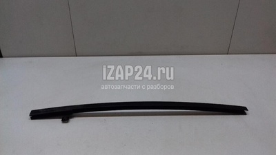1t0839408e03c Направляющая стекла двери VAG Touran (2003 - 2010)
