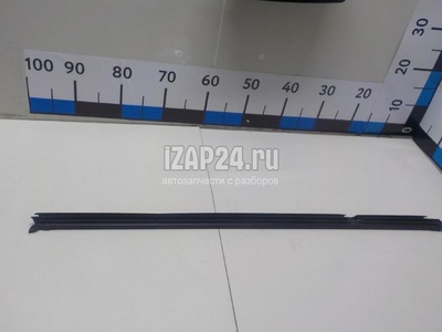 5G6839480B Уплотнитель стекла двери VAG Golf VII (2012 - 2020)