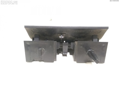 00008726P4 Ручка крышки (двери) багажника Citroen C3 I (2002-2009) 2008