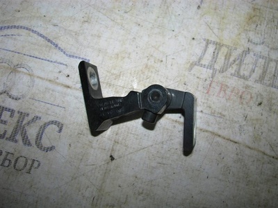 8K0831401B петля двери Audi A4 (B8) 2007-2015 2011