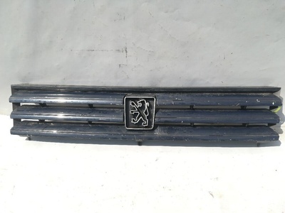 9602130977 Решетка радиатора Peugeot 309 1 поколение [рестайлинг] (1989-1993) 1993