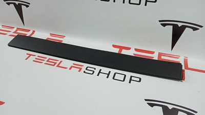 103520300E наружная декоративная накладка двери нижняя Tesla Model X 2020 1035203-00-E