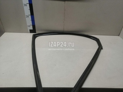823311CA0A Уплотнитель стекла двери Nissan FX/QX70 (S51) (2008 - 2017)