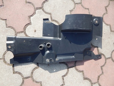 7E0825217 volkswagen t5 рестайлинг крышка плита шасси