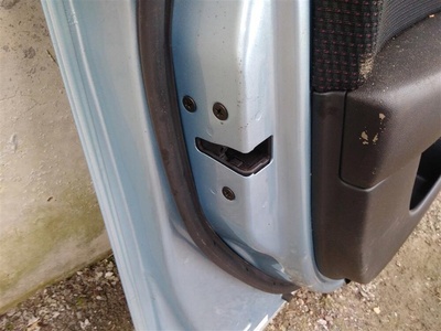 BP5E59310E замок двери MAZDA 3 (BK) 2003-2009 MAZDA 3 (BK) 2003-2009 2006 BP5E-59-310E,
