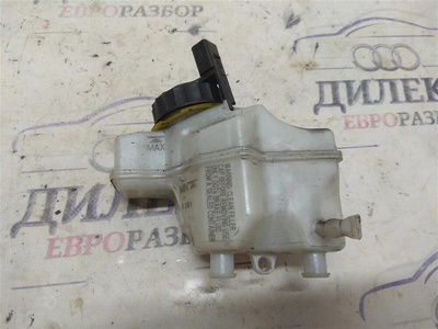 5N2611301A бачок главного тормозного цилиндра VW Tiguan 2007-2011