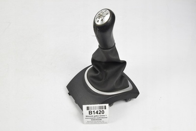 8200379961 рукоятка кпп чехол 5 кпп clio iii 3 05 - 12 r.