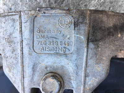 7L0399649d Кронштейн крепления акпп VOLKSWAGEN TOUAREG 7L6 7L7 7LA GP 2008