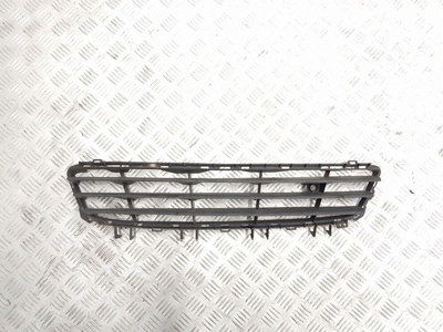 24460271 решетка в бампер Opel Astra H 2006