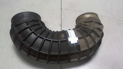 5010626158 Патрубок корпуса воздушного фильтра Renault Midlum 2 2005- 2008
