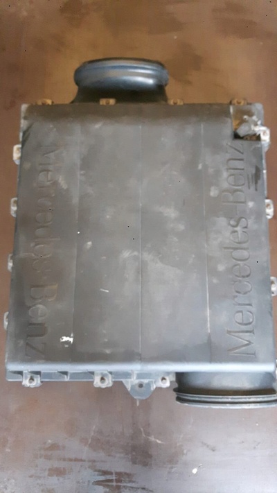 A0180942902 actros 2001r корпус фильтра воздушный