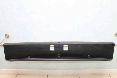 4E0863471B Накладка на заднюю панель Audi A8 D3 4E Царапины.