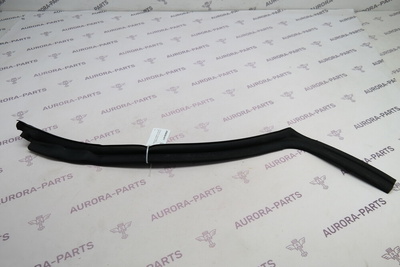 LR076569 Уплотнитель задней двери (нижний, на двери) LH Land Rover Range Rover Sport L494 2013