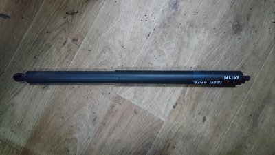 A1647400445 амортизатор крышки багажника левый Mercedes-Benz M 2006
