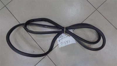 7L0839911D Уплотнитель двери задней Volkswagen Touareg 2002-2010 2004