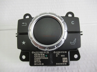 A2129009928 мерседес cls панель idrive