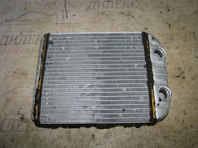7L0819031A радиатор отопителя VW Touareg 2002-2010 2003