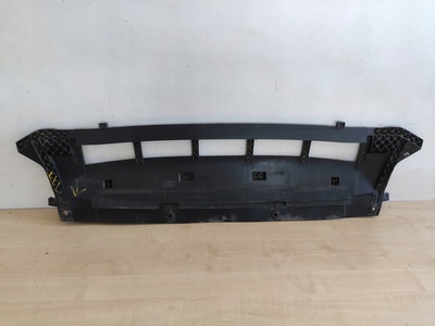 8R0807233C audi q5 крепление крышка под бампер