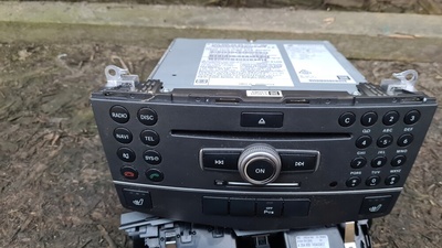 A2049005903 мерседес c класса w204 радио navigacja дешево