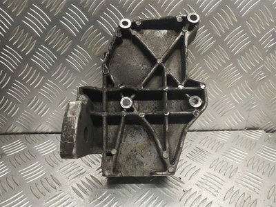 058260885C Кронштейн Audi A4 B5 1994-1999 1995