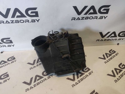 079133836A Корпус воздушного фильтра Audi A8 D3 (S8) 2006 ,4E0129620C