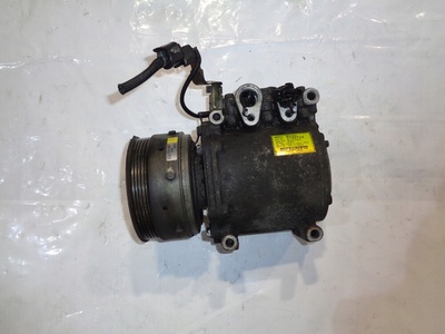 AKC201A203A carisma i 1.6 компрессор кондиционера
