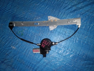D65172590A стеклоподъемник MAZDA DEMIO DE3FS