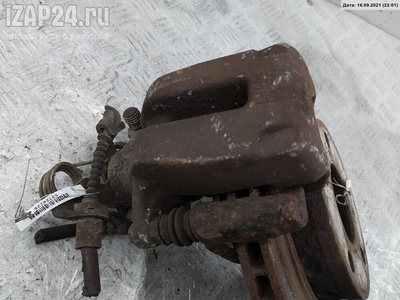 8D0615425 Скоба суппорта заднего Volkswagen Passat B5+ (GP) 2004