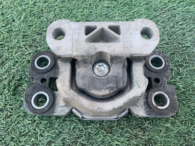 6g927m121 опора двигателя Volvo V70, S80 2008, 2007, 2009, 2010, 2011, 2012, 2013 , 31316875