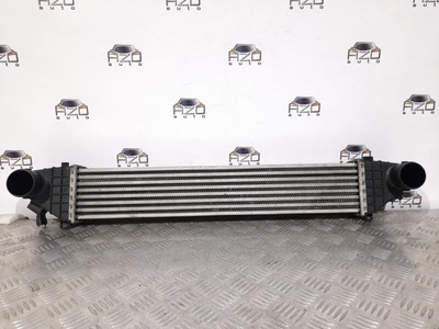 31319262 интеркулер Volvo C30 2007