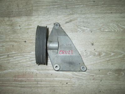 96376397 Ролик обводной ручейкового ремня Chevrolet Cruze j300 2010