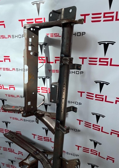 106036200B Прочая запчасть Tesla Model S 2014 1060362-00-B