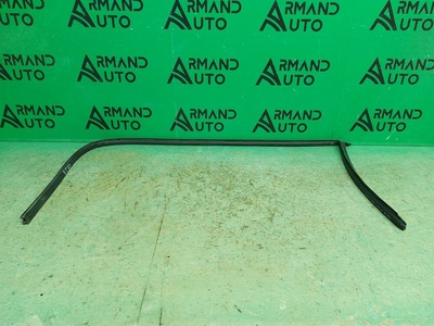 31424689 Уплотнитель VOLVO XC60 2 2017 , 3