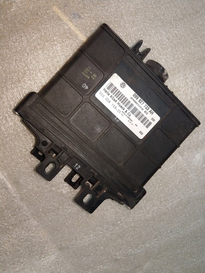 Блок управления кпп biegòw 099927733ah