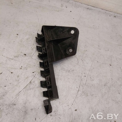 MN105208 Кронштейн крепления бампера переднего Mitsubishi Colt 6 2007