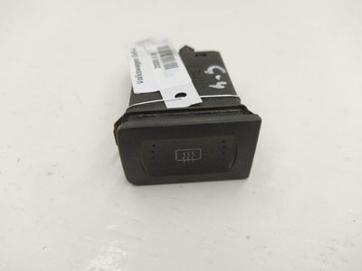 1J0953235A Кнопка (выключатель) Volkswagen Golf-4 2000