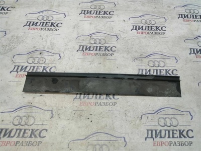 5N0121345D воздуховод радиатора VW Tiguan 2007-2011