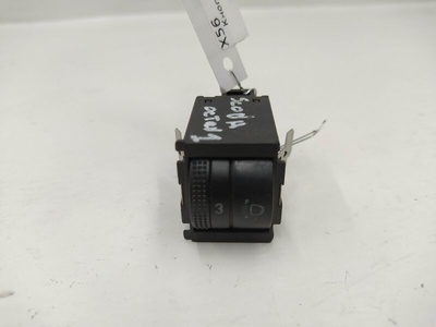 1U0941333C Кнопка (выключатель) Skoda Octavia 2001